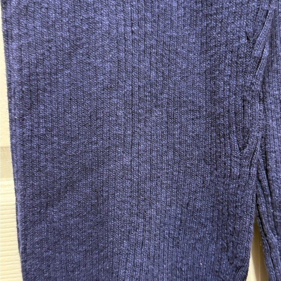 Free People Beach Sweater
Knit Pant size Medium - Picture 3 of 7
